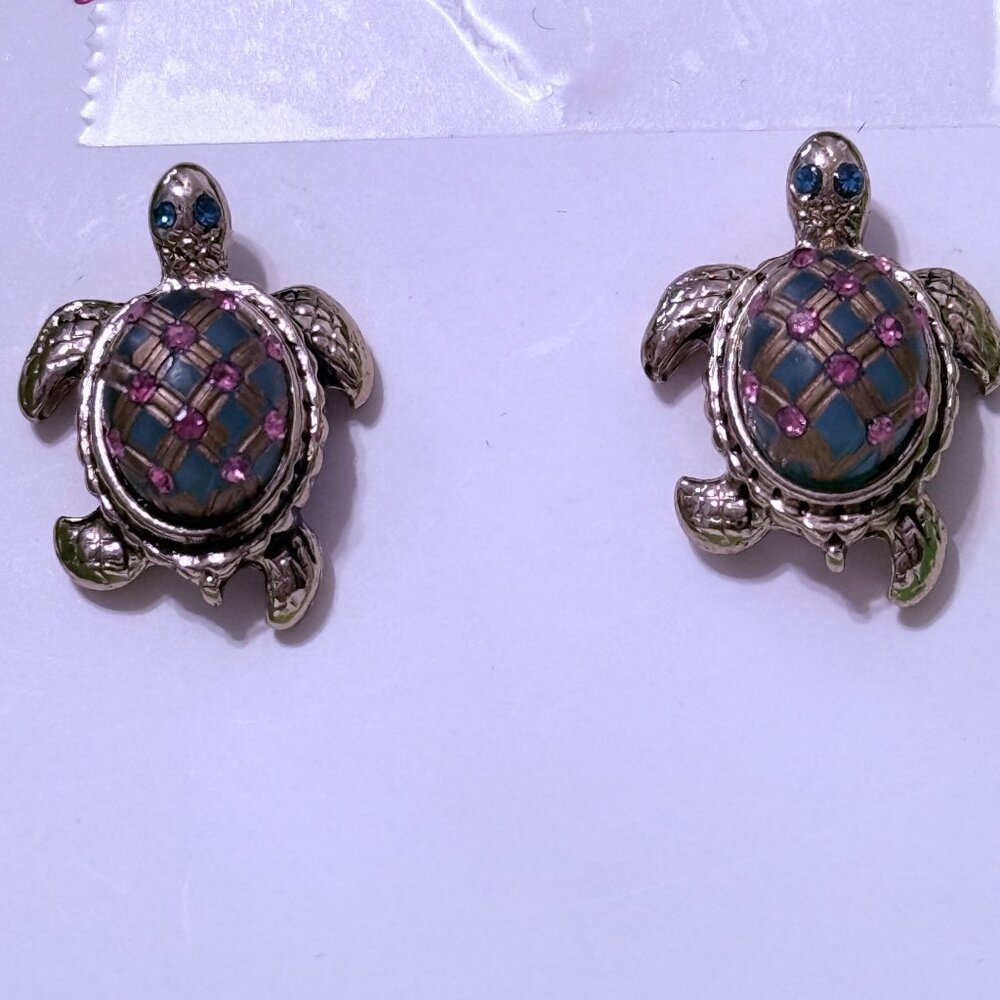 Betsey Johnson NWB Sea Excursion Turtle Stud Earrings - Picture 3 of 8